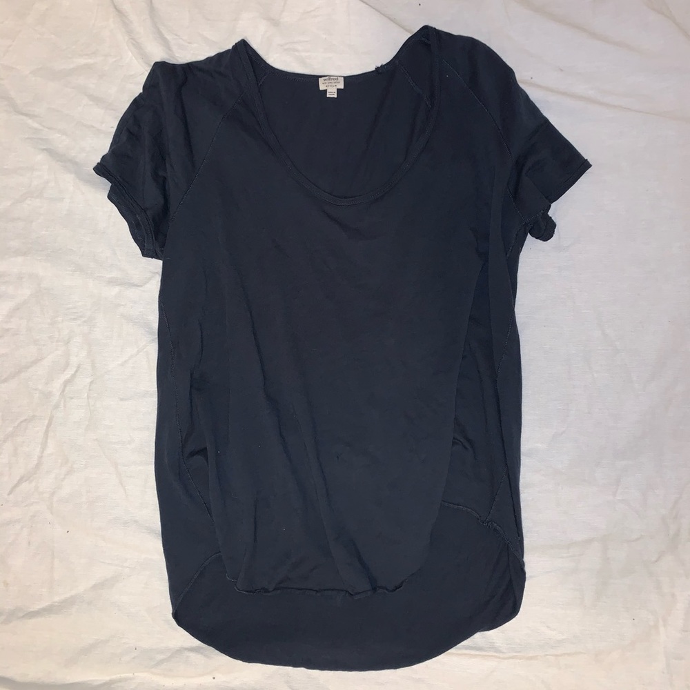 *$5 for $25* Wilfred Womans shirt
